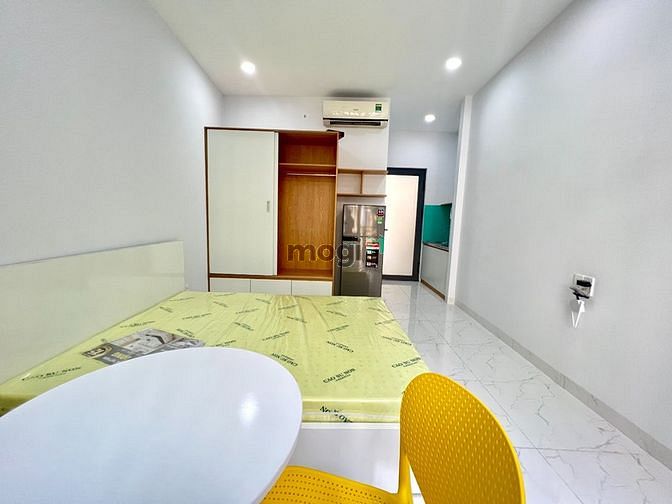 Hình ảnh Studio ban công ngay Ga Sài Gòn, công trường dân chủ, cv Lê Thị Riêng