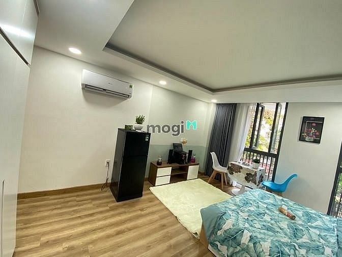 Hình ảnh Studio FNT. Có ban công . Gần cầu Kênh Tẻ , cầu HimLam, LOOTE, BigC