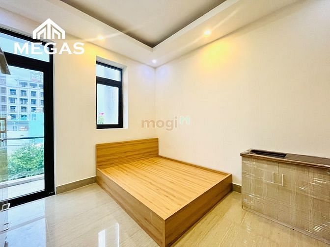 Hình ảnh Căn Hộ Luxury - Full Nội Thất - Ban Công Ngay Cầu Tham Lương