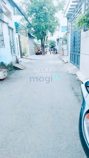 Hình ảnh Bán Đất Gần Công Viên Làng Hoa_HXH Thông_81.3m2_Ngang 4.64m_4.9 Tỷ