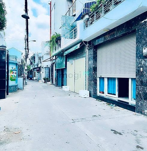Hình ảnh Bán Đất Gần Công Viên Làng Hoa_HXH Thông_81.3m2_Ngang 4.64m_4.9 Tỷ