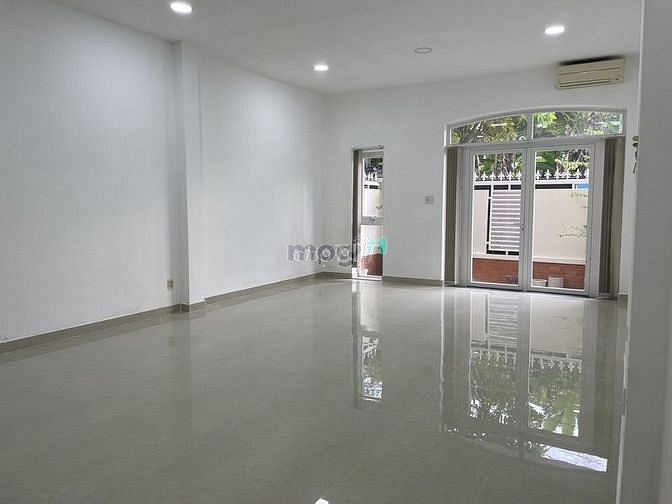 Hình ảnh Cho thuê biệt thự mặt tiền đường 43, P.An Phú, Q.2 (TP.Thủ Đức)