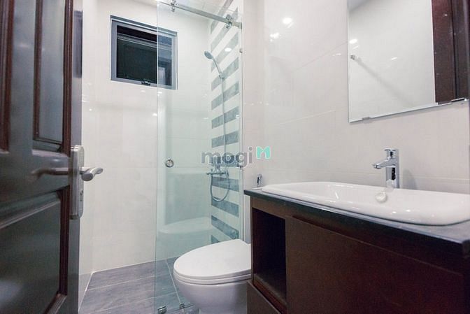 Hình ảnh ☘️ CHDV Full nội thất, Ngay CMT8 - Nhà Thờ Chí Hoà, Ở ngay, Thang Máy