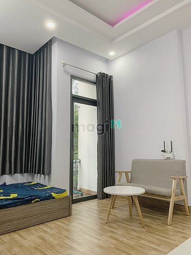 Hình ảnh Ban Công Riêng, Full Nội Thất. Ngay Etown - Cộng Hoà, Tân Bình. Ở Ngay
