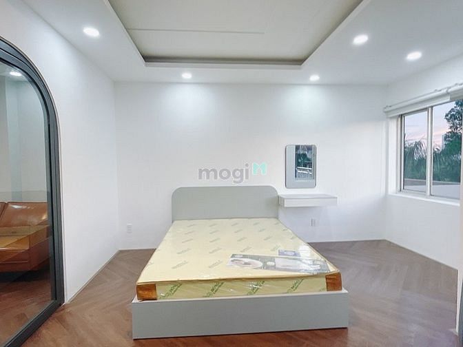 Hình ảnh Studio cửa sổ ban công tách bếp