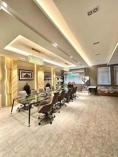Hình ảnh Cho Thuê Biệt Thự (8 X 20M) 126G PHAN ĐĂNG LƯU - GẦN PHAN XÍCH LONG