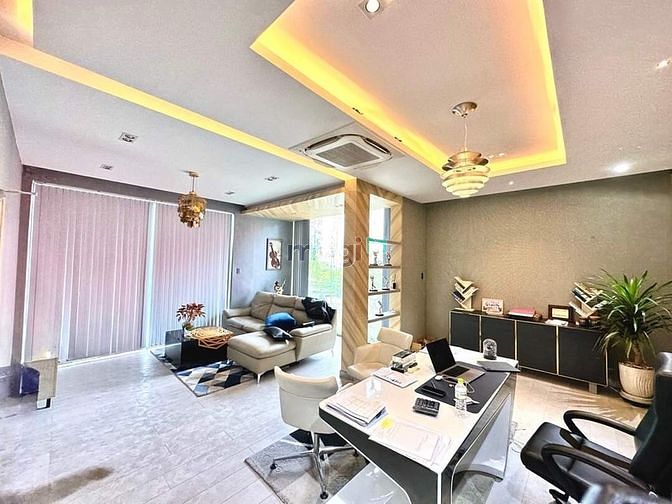 Hình ảnh Cho Thuê Biệt Thự (8 X 20M) 126G PHAN ĐĂNG LƯU - GẦN PHAN XÍCH LONG
