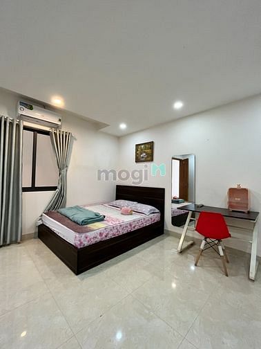 Hình ảnh CHDV Full nội thất, thang máy, bãi xe rộng rãi gần cầu Bông