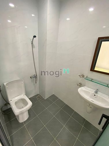 Hình ảnh Cho Thuê Căn Hộ Studio Ban Công Lớn Ngay Ốc Đào Quận 1