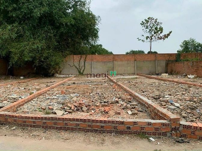 Hình ảnh Đất sau lưng trường tiểu hoc tân thới phường lái thiêu