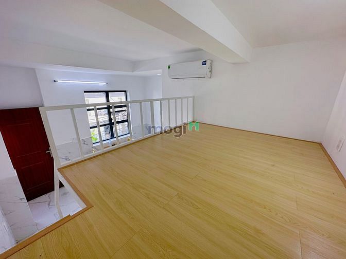 Hình ảnh Duplex gác không đụng đầu cửa sổ dành cho sinh viên ở 4 người