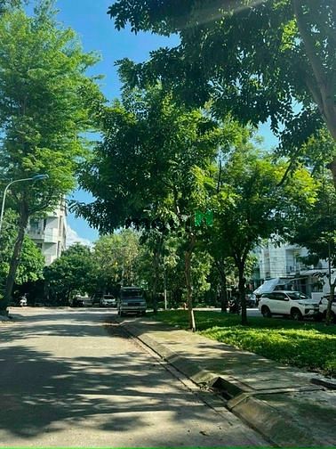 Hình ảnh Bán đất gần Đại học Văn Lang đường 12m ngang 5x22m kv được xây hầm