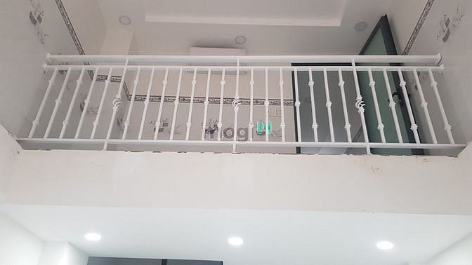 Hình ảnh Nhà Phan Văn Trị, P11, mới, 1 lửng, 2 lầu, sân thượng, 3pn, 4WC, 15tr