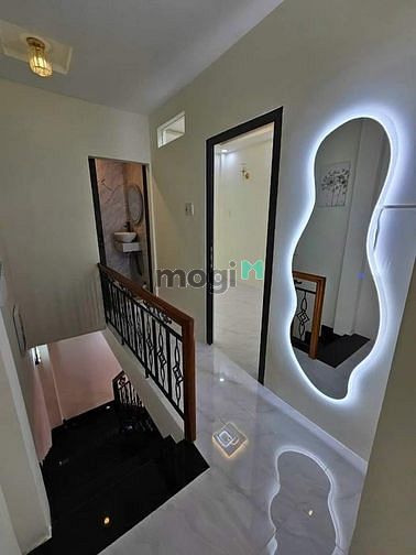 Hình ảnh Nhà đẹp Hẻm Xe Hơi P5 Bình Thạnh Nguyễn Thượng Hiền , 4 Tỷ hơn .
