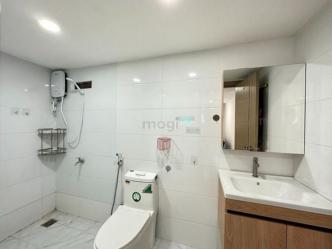 Hình ảnh Duplex gác cao không đụng đầu gần uf, tdtu, nttu,….