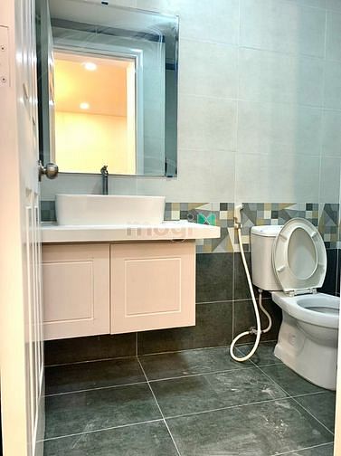 Hình ảnh Cho thuê căn penthouse ở chung cư Babylon, 3pn giá 13tr, có nội thất