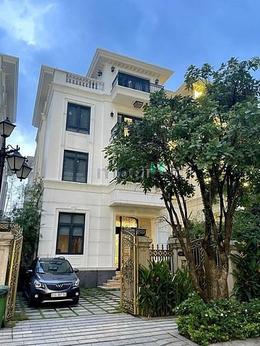 Hình ảnh Cho Thuê Biệt Thự Ba Son 10 x 25m Hầm 4 Tầng Full Nội Thất Chỉ 150Tr