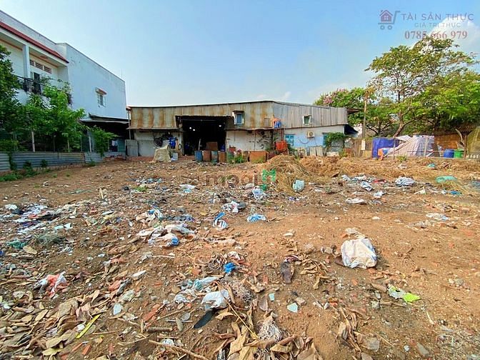 Hình ảnh Đất thổ cư DT lớn ngang 11m - Góc 2 MẶT TIỀN ngay Vạn Phúc City