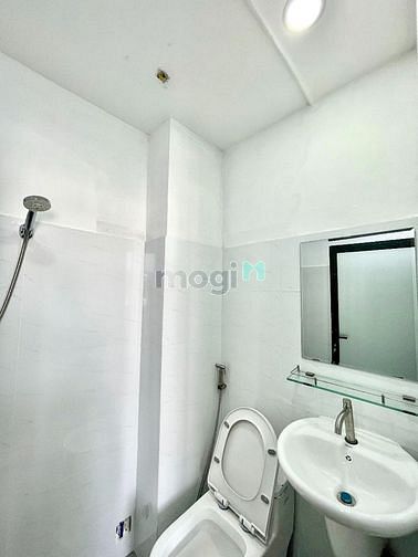 Hình ảnh Mb6623 nạp rút nhanh chóng ban công thoáng, full nội thất gần sân bay Tân Sơn Nhất