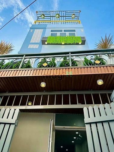 Hình ảnh Bán gấp căn nhà mới xây - Phạm Văn Chiêu – P14, giá 3, x tỷ.