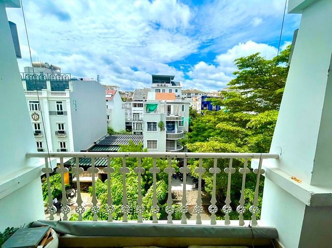 Hình ảnh Studio ban công full nội thất ngay kdc phú mỹ hưng Quận 7