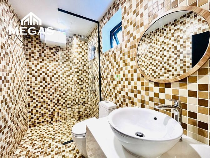 Hình ảnh Căn Hộ Cao Cấp - Rộng 45M2 - Máy Giặt Riêng - Đối Diện E.Town Cộng Hòa