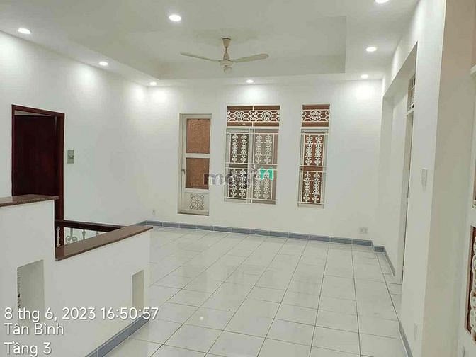 Hình ảnh Cho thuê biệt thự mặ tiền đường Lam Sơn Phường 2 Quận Tân Bình