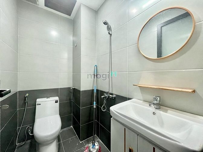 Hình ảnh Mb6623 nạp rút nhanh chóng mới xây gần chợ Phạm Văn Hai Tân Bình, cửa sổ cực thoáng