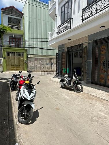 Hình ảnh Bán Nhà Mới Giáp với Mã Lò Sổ Hồng Riêng