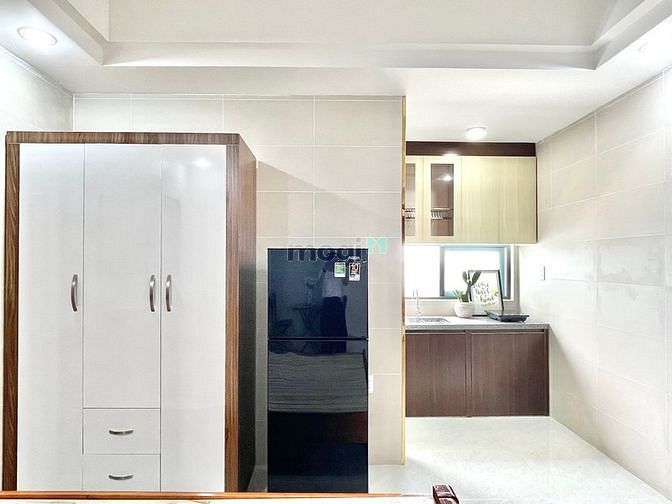 Hình ảnh Duplex Studio Mới xây cửa sổ thoáng mát ngay Phú Mỹ Hưng giá sịn viên