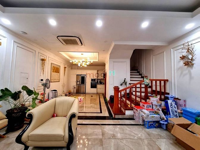 Hình ảnh Bán nhà Phố Vũ Phạm Hàm, Cầu Giấy 58 m2, 5 tầng, MT 5.6m, ô tô vào