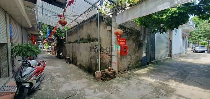 Hình ảnh Bán đất Phân Lô TTQĐ - Q Bắc Từ Liêm. 35m. MT: 3.8m. Giá: 2 tỷ.