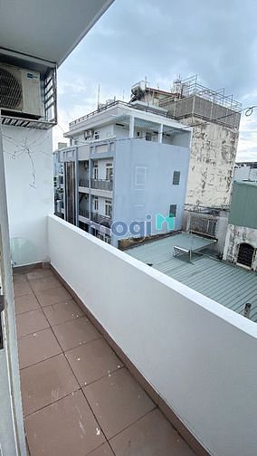 Hình ảnh Studio cửa sổ/ban công,đầy đủ nội thất,gần chợ Hoàng Hoa Thám TB