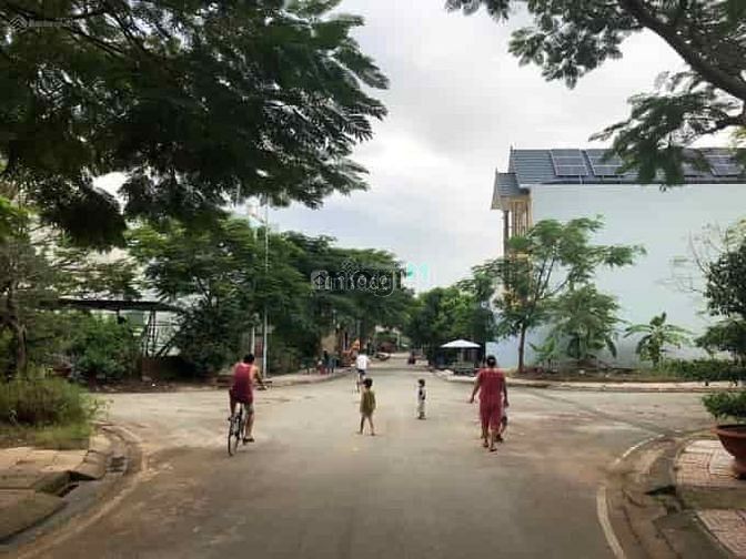 Hình ảnh Lô đất gần bệnh viện Ung Bướu, Metro, Hoàng Hữu Nam,DT120m2/3tỷ1 có sổ