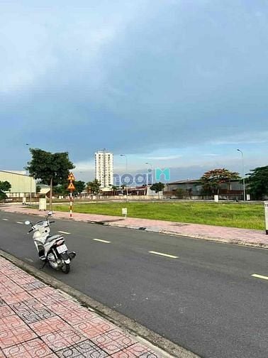 Hình ảnh Khai trương mở bán 30 nền đường Nguyễn Thị Định,Quận 2,DT80m2/2tỷ6