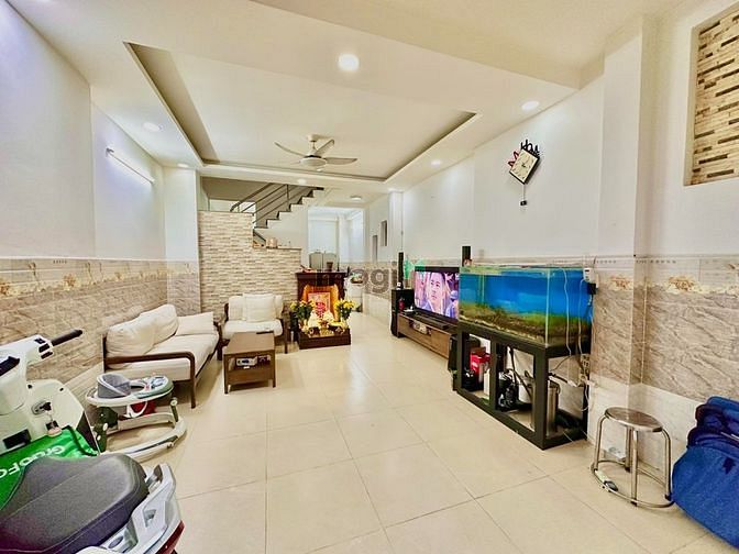 Hình ảnh Bán nhà sát Tân Bình, Tân Phú, 60m2, 4 Lầu, 4 PN chỉ hơn 5 tỷ