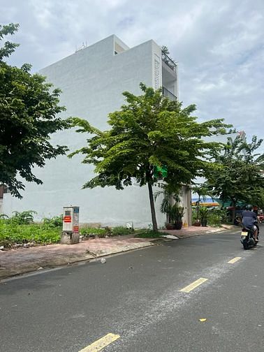 Hình ảnh Bán Đất Đường 12 Trần Não, Bình An Quận 2. DT 85m2 Xây Được 5 Tầng.