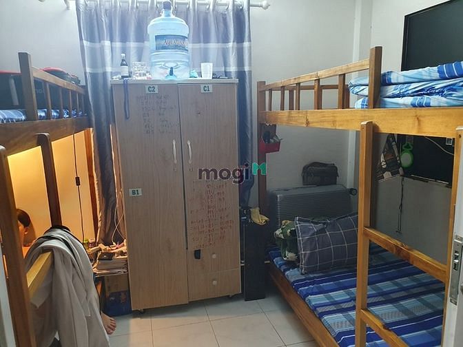 Hình ảnh Cho thuê ký túc xá nam, có máy lạnh, khu vực nấu ăn, đường Cộng Hòa
