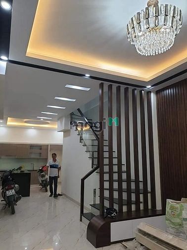 Hình ảnh Hiếm! trung tâm thái thịnh đống đa,vỉa hè,vài bước ra phố,68m2x5 tầng