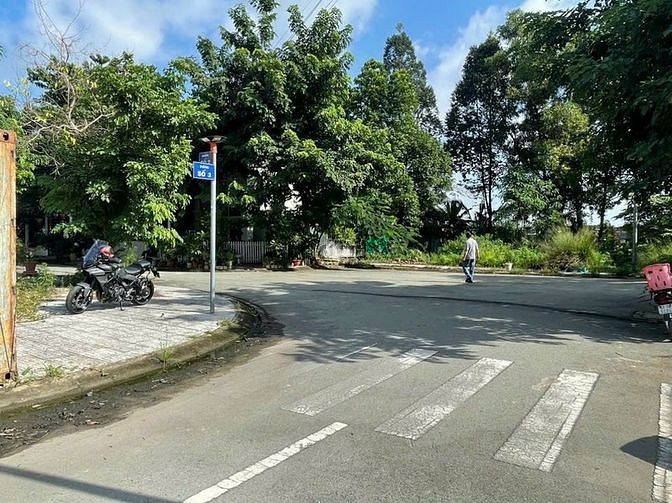Hình ảnh BDS HVL Lô biệt thự góc 2MT, khu Xuất Nhập Khẩu 10/09/2023