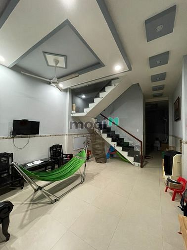 Hình ảnh Cho thuê hộ gia đình - nhà rộng rãi, hẻm 5m