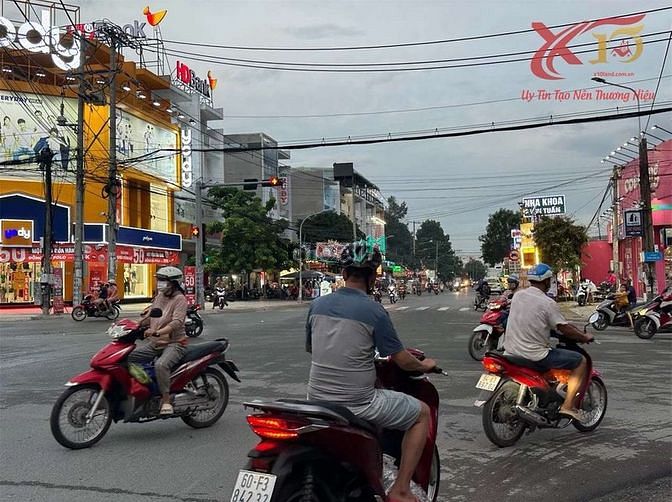 Hình ảnh Vợ chồng cần chia tài sản bán gấp lô đất 2 mặt tiền tại Bình Tân.