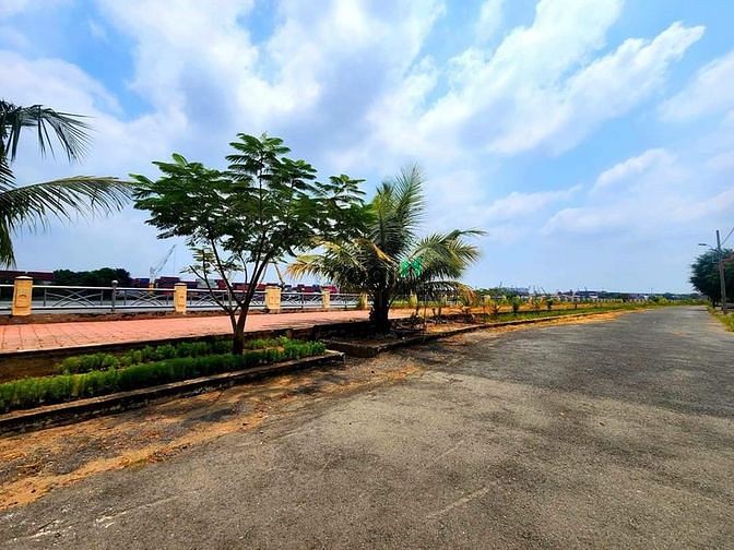 Hình ảnh Khu Biệt Thự Thiên Hà - Đất 233M2 - 12.5X20 - Bình Qưới - Chỉ 10.5 Tỷ
