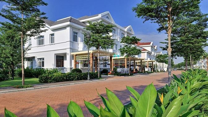 Hình ảnh Cần cho thuê biệt thự sân vườn mỹ giang , phú mỹ hưng Q7