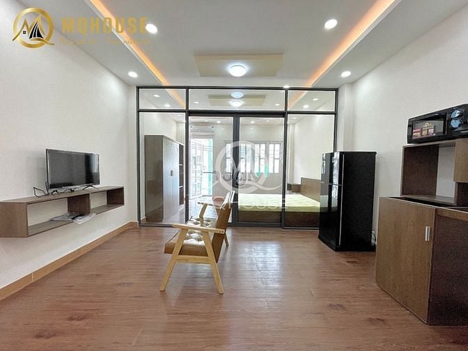 Hình ảnh Chung cư mini 1PN bancol - máy giặt riêng - ngay CMT8 hướng lên Q.10