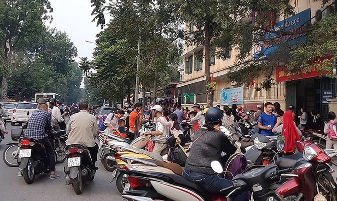 Hình ảnh Lô đất đẹp 100m2 HXH 5m có vỉa hè 4,5 m, sổ hồng riêng.