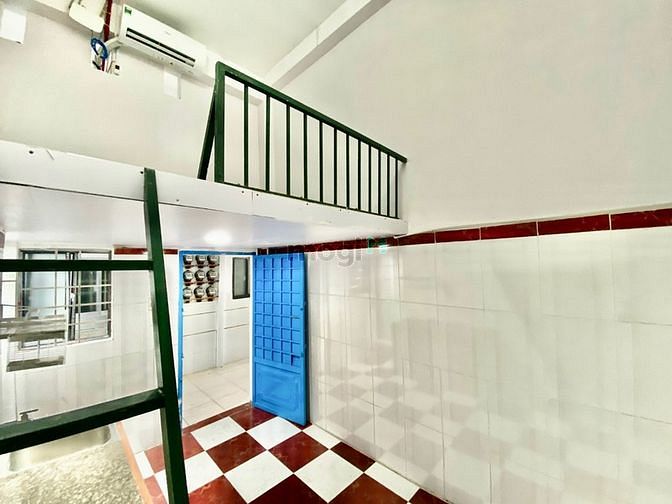 Hình ảnh Phòng có gác cao 2m cho thuê đường Bạch Đằng, Phường 2, Q. Tân Bình