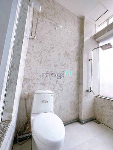 Hình ảnh Cho Thuê Căn Hộ Ngay Sân Bay - Mới 100% - Cam Kết Hình Thật Giá Thật