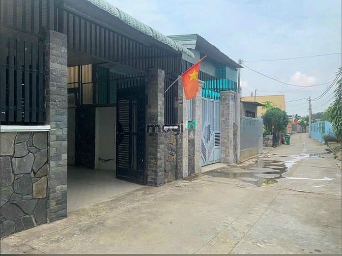 Hình ảnh Nhà cấp 4 ngay chợ sông mây, đường nhựa ô tô, 1ty