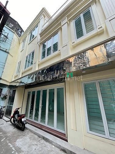 Hình ảnh Cho thuê nhà mặt phố Trần Hưng Đạo, Hoàn Kiếm 150m2, mặt tiền 15m